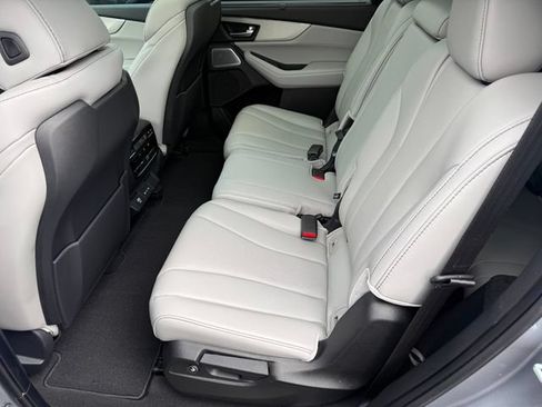 Used 2025 Acura MDX SH-AWD w/ Technology Package image 26