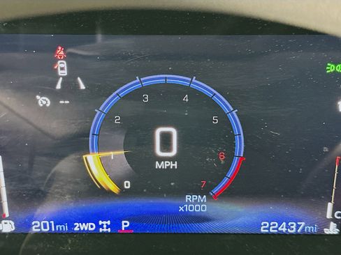 Used 2025 Chevrolet TrailBlazer LT AWD/4WD image 18