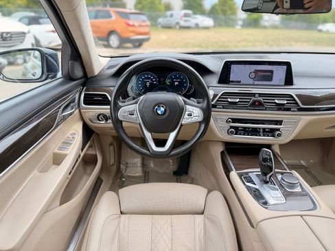 Used 2016 BMW 750i xDrive AWD/4WD image 59