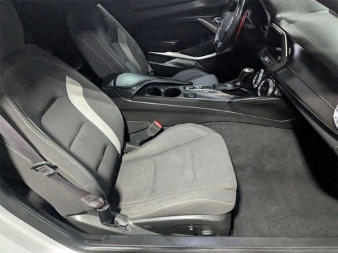 Used 2017 Chevrolet Camaro SS image 19