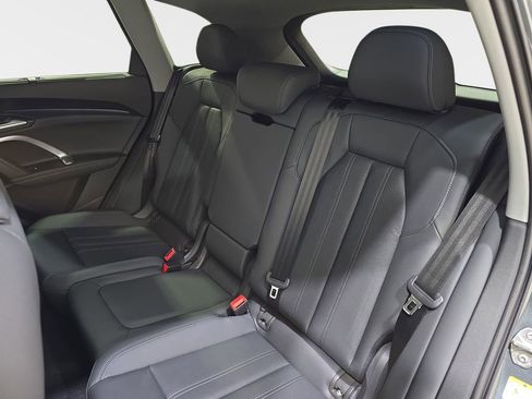 New 2026 Audi Q5 Prestige image 14