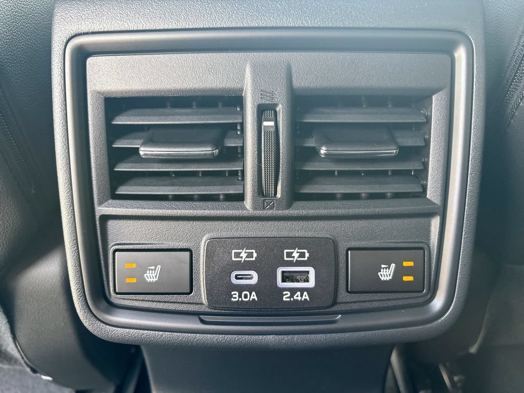 New 2026 Subaru Outback Limited AWD/4WD image 36
