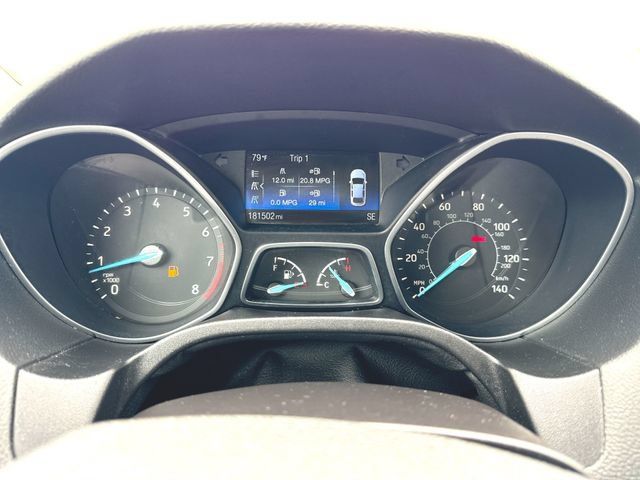 Used 2015 Ford Focus SE FWD image 11