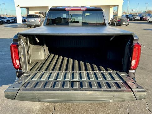 Used 2022 GMC Sierra 1500 SLT image 19