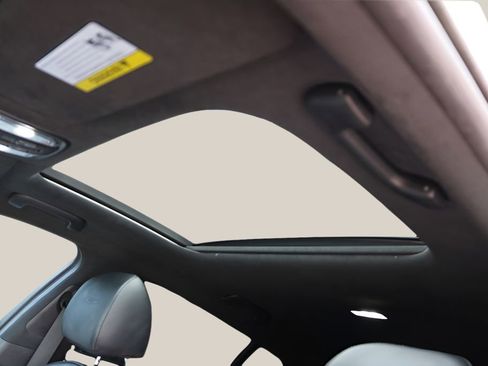 Used 2019 Kia Stinger GTS image 13