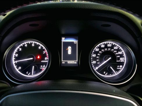 Used 2018 Toyota Camry SE image 26