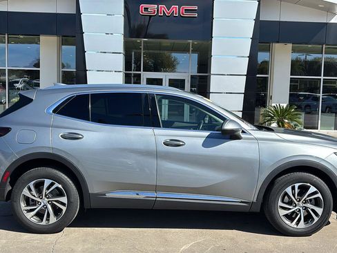 Certified 2023 Buick Envision Essence image 8