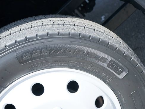 Used 2022 RAM 5500 Tradesman w/ Chrome Appearance Group AWD/4WD image 48