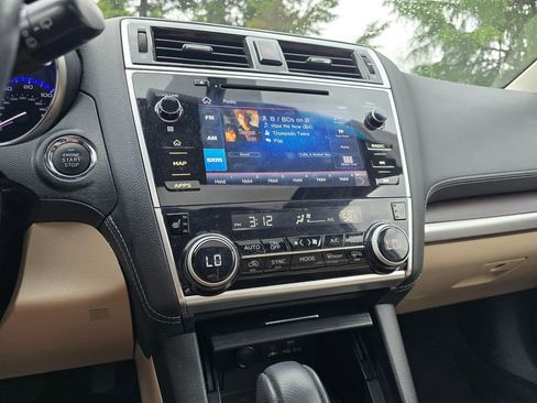 Used 2019 Subaru Outback 2.5i Limited w/ Protection Package #1 AWD/4WD image 18