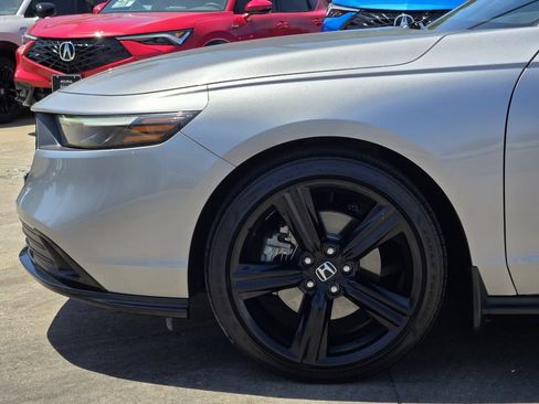 Used 2023 Honda Accord Sport image 13