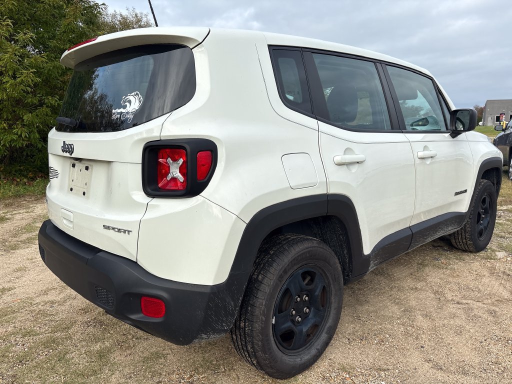 Used 2022 Jeep Renegade Sport AWD/4WD image 11