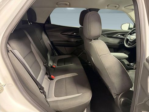 Used 2023 Chevrolet TrailBlazer LT FWD image 29