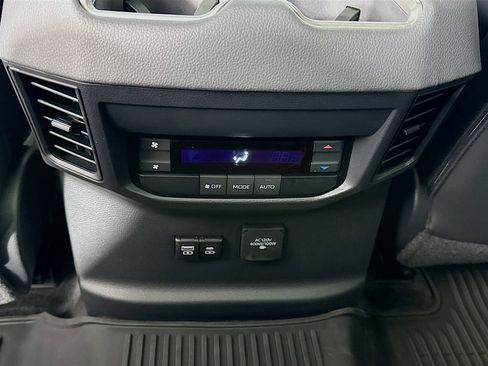 Used 2024 Toyota Sequoia Limited image 28