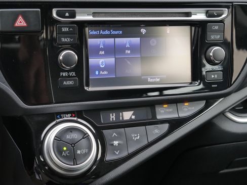 Used 2016 Toyota Prius C Four image 10