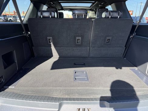 Used 2023 Ford Expedition Max Platinum AWD/4WD image 42