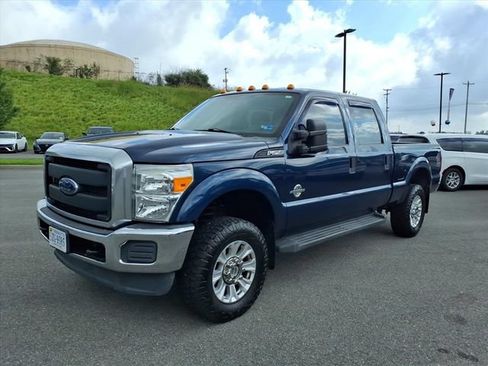 Used 2016 Ford F250 XL w/ XL Appearance Package AWD/4WD image 12