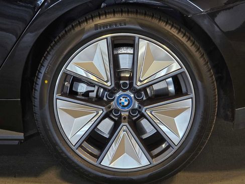 Used 2023 BMW i4 eDrive35 w/ Premium Package RWD image 8
