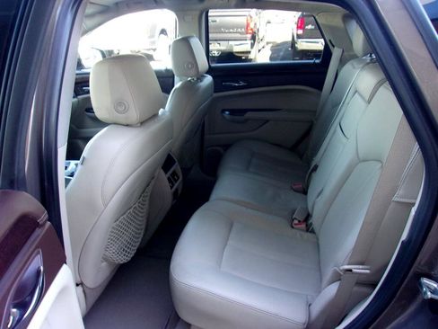 Used 2016 Cadillac SRX Luxury w/ Driver Awareness Package image 11