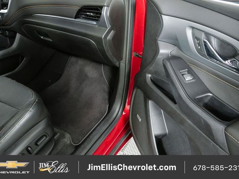 Used 2020 Chevrolet Traverse Premier AWD/4WD image 25