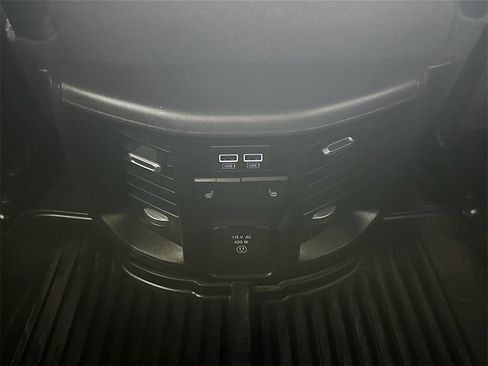 Used 2024 RAM 3500 Laramie w/ Night Edition image 22