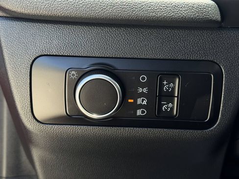 Used 2025 Ford Escape ST-Line AWD/4WD image 22