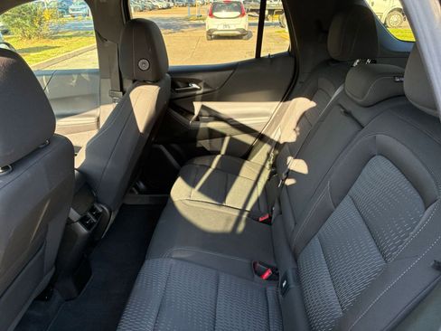 Used 2025 Chevrolet Equinox LT AWD/4WD image 28