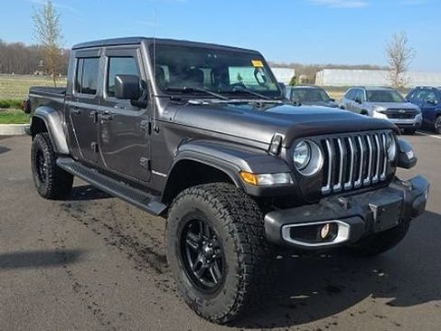 Used 2021 Jeep Gladiator Overland w/ Dual Top Group image 3