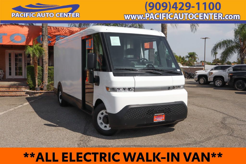 Used 2024 Chevrolet Brightdrop 600 w/ Commercial Equipment Package AWD/4WD image 1