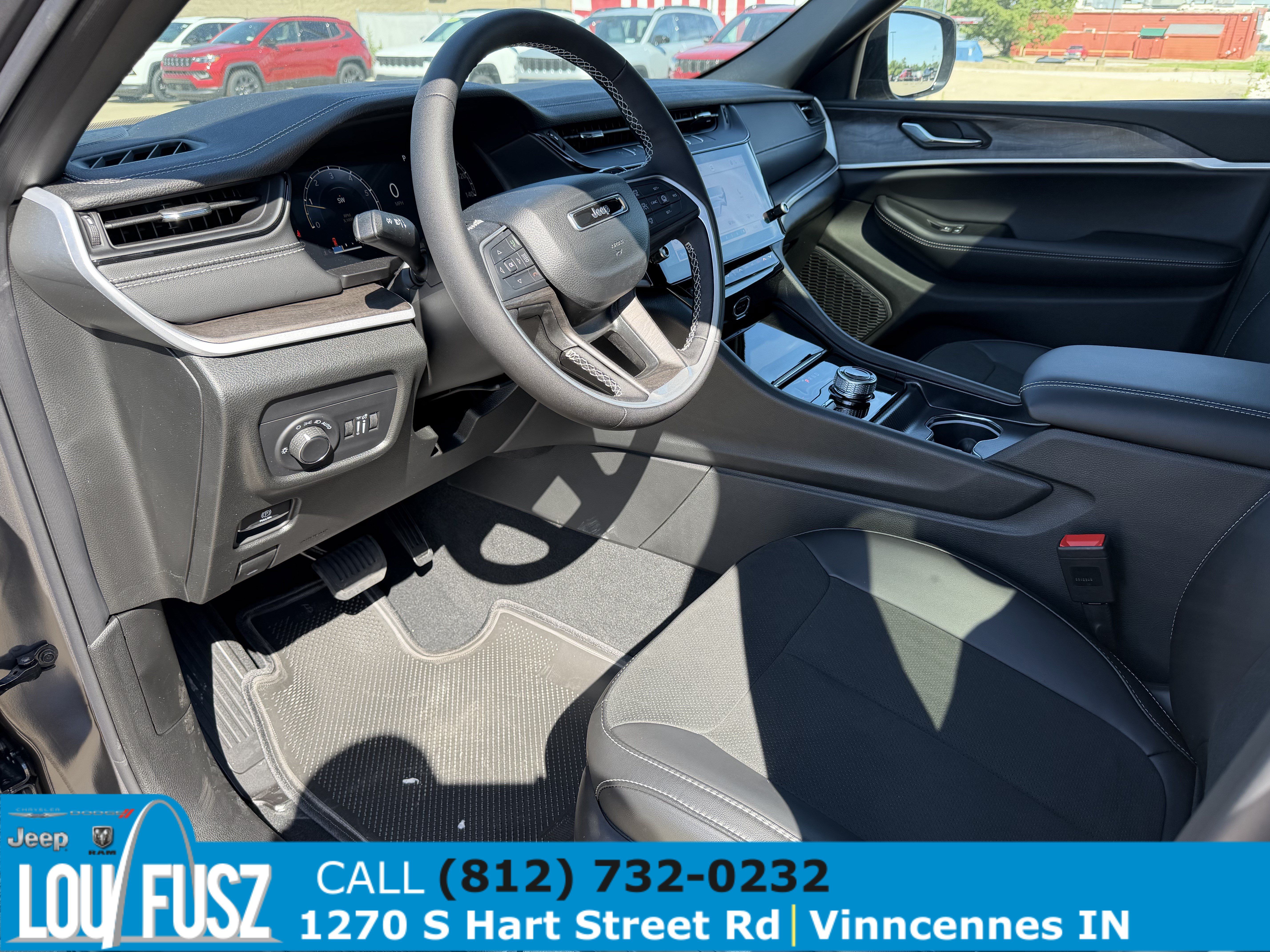 New 2026 Jeep Grand Cherokee Altitude AWD/4WD image 16