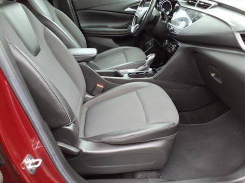 Certified 2023 Buick Encore GX Select w/ Sport Touring Package image 9