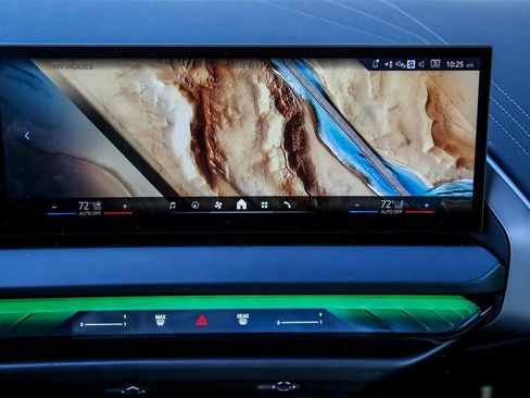 Used 2026 BMW X3 xDrive30 w/ M Sport Package image 13