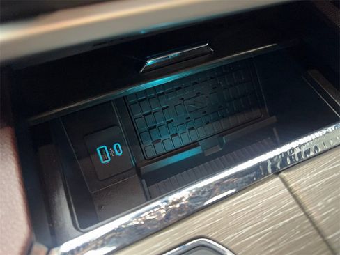 Used 2022 Ford Expedition Max Limited image 72