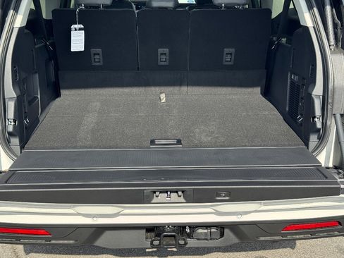 New 2025 Ford Expedition Max Active image 15