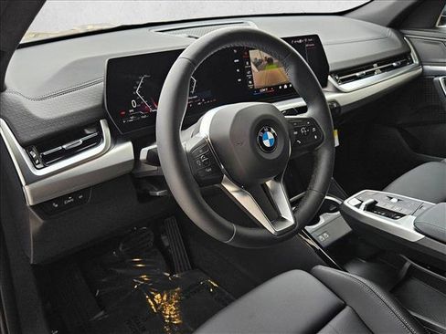 New 2026 BMW X2 xDrive28i image 3