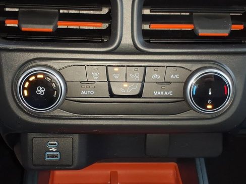 Certified 2024 Ford Maverick XLT w/ Equipment Group 300A Standard image 18