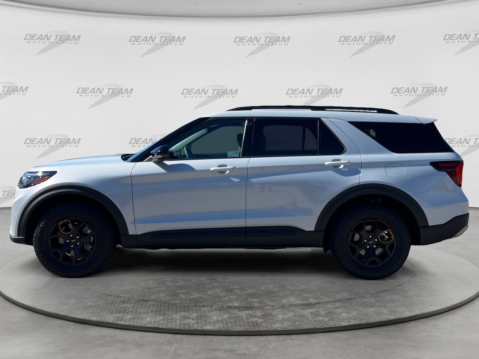Used 2026 Ford Explorer Tremor w/ Tremor Ultimate Package AWD/4WD image 4