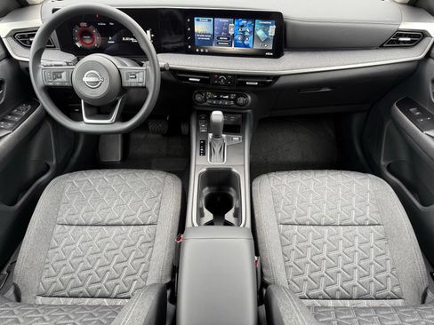 New 2026 Nissan Kicks SV w/ SV Premium Package AWD/4WD image 17