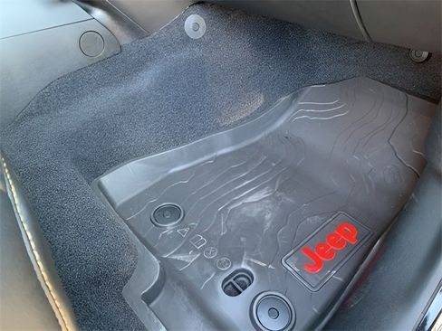 Used 2023 Jeep Gladiator Sport image 51