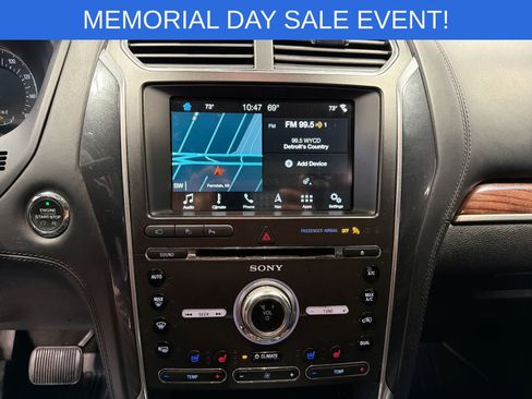 Used 2018 Ford Explorer Platinum AWD/4WD image 32