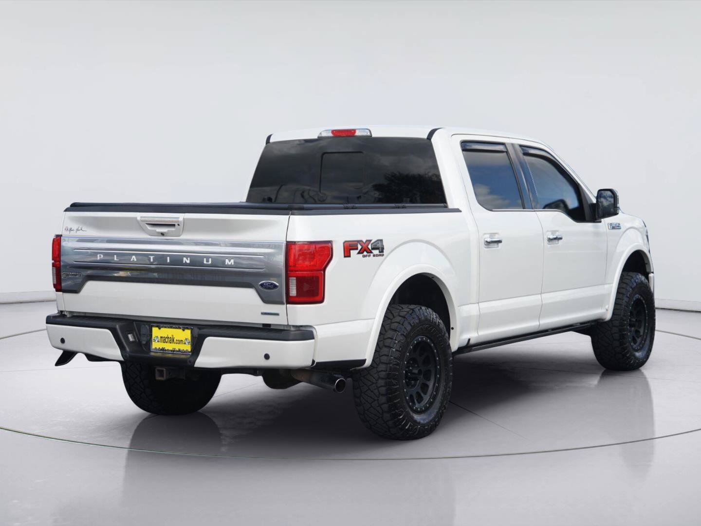 Used 2019 Ford F150 Platinum w/ Equipment Group 701A Luxury AWD/4WD image 6