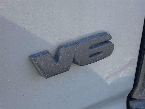 Used 2021 Toyota Tacoma TRD Sport image 11