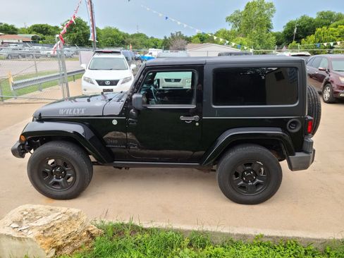 Used 2014 Jeep Wrangler Sport AWD/4WD image 6