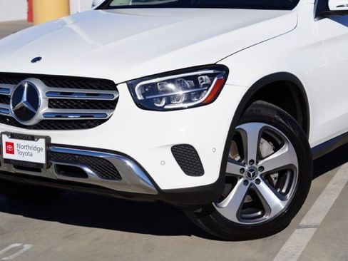 Used 2022 Mercedes-Benz GLC 300 4MATIC w/ Premium Package Lite image 5