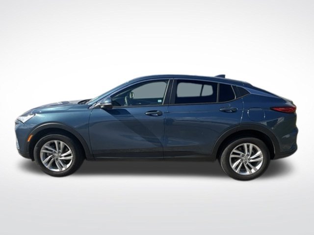 Used 2024 Buick Envista Preferred w/ Convenience II Package FWD image 4