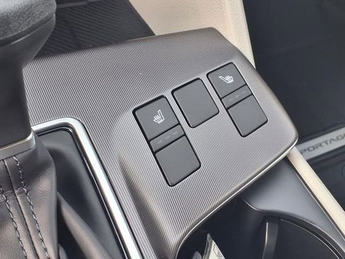 New 2026 Kia Sportage EX w/ EX Panorama Roof Package image 11