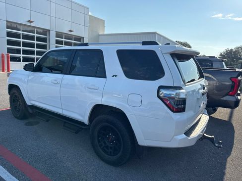 Used 2023 Toyota 4Runner SR5 Premium w/ Moonroof Package RWD image 6