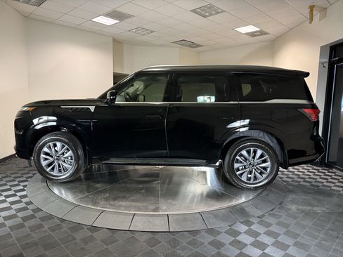 New 2026 INFINITI QX80 Pure RWD image 4