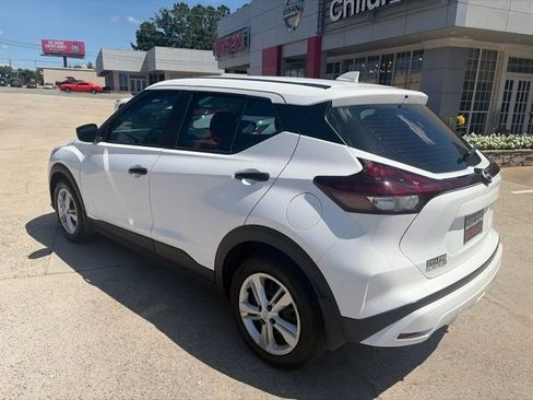 Used 2025 Nissan Kicks Play S FWD image 8