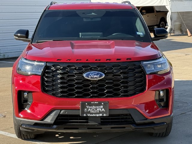 Used 2025 Ford Explorer ST-Line w/ Premium Package RWD image 7