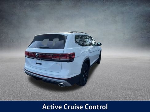 New 2025 Volkswagen Atlas Peak Edition SE image 22